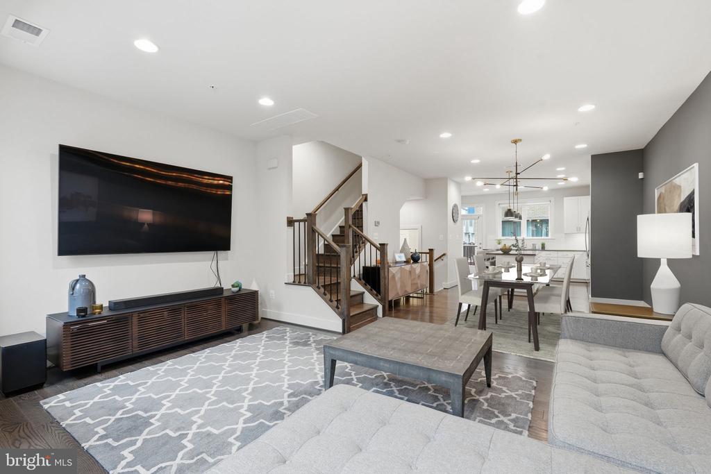 10410 BREUER STREET