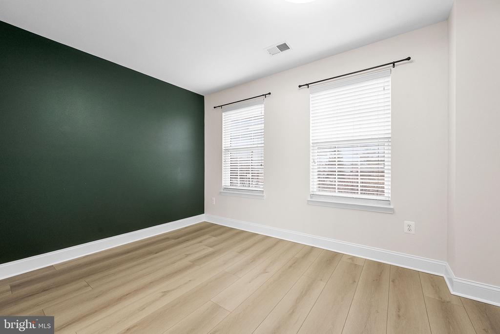 20335 NOTTING HILL