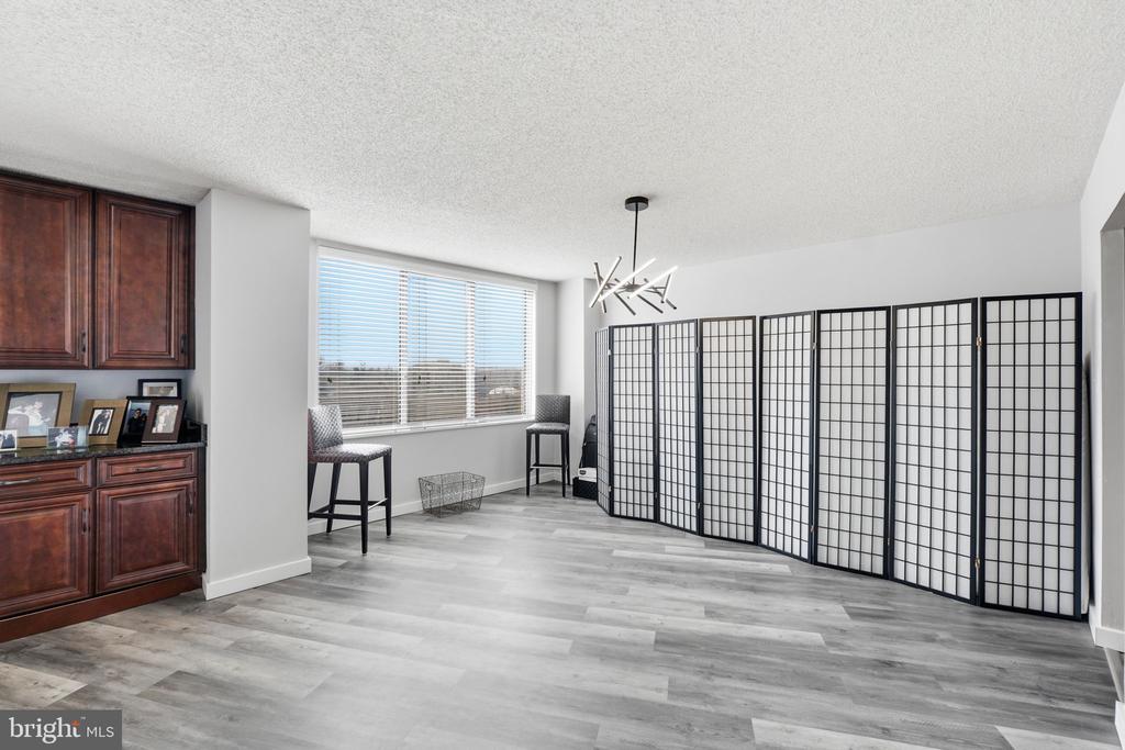 5225 POOKS HILL ROAD Unit: 1401N