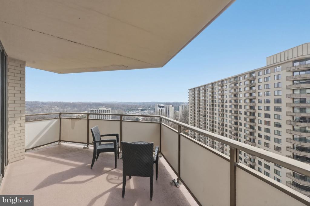 5225 POOKS HILL ROAD Unit: 1401N