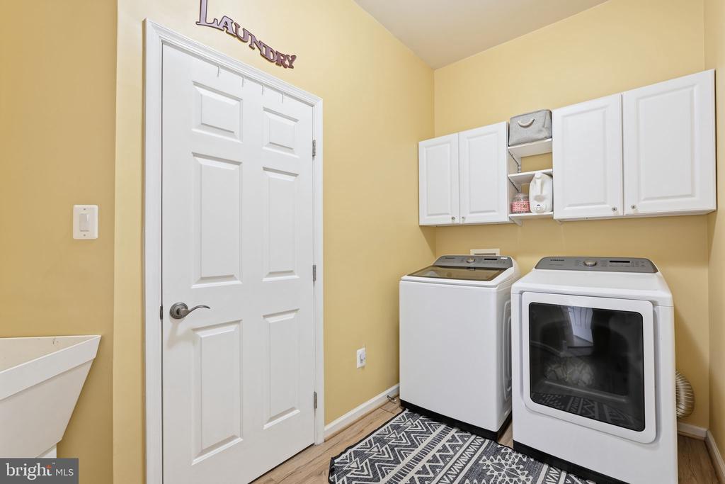 23619 WHITE PEACH COURT