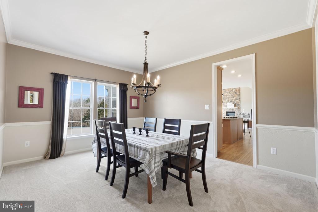23619 WHITE PEACH COURT