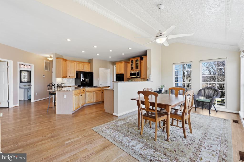 23619 WHITE PEACH COURT