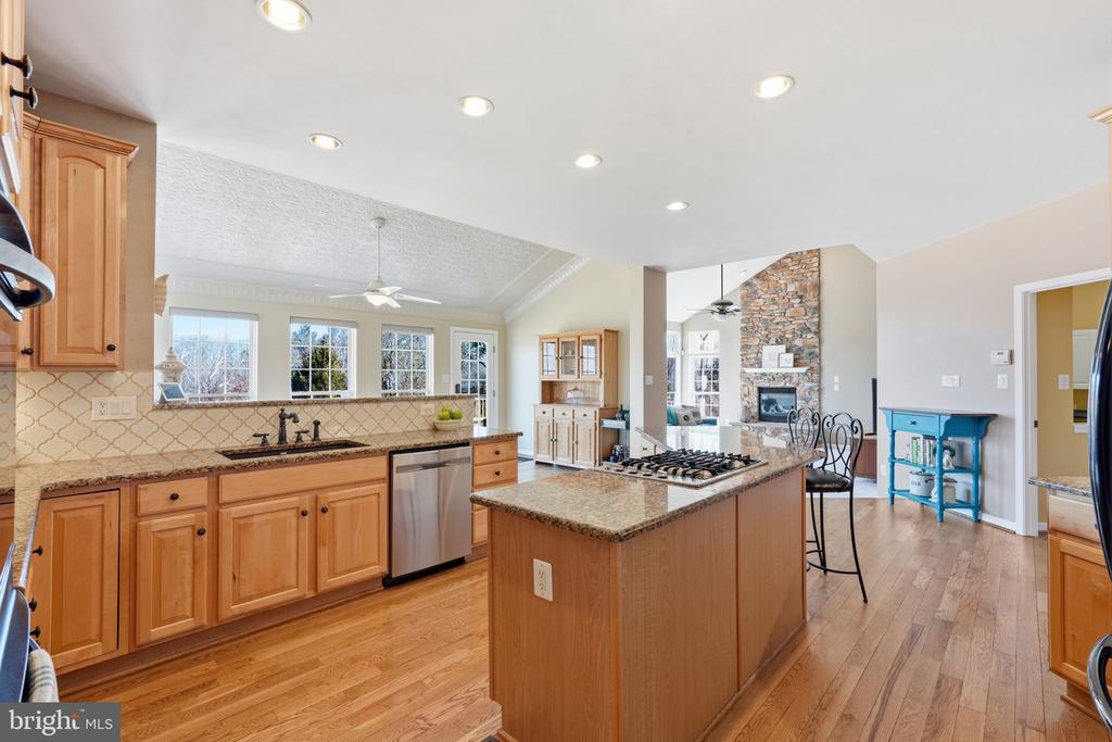 23619 WHITE PEACH COURT