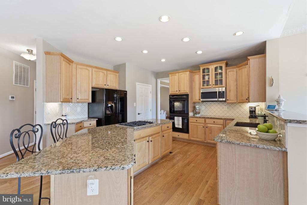 23619 WHITE PEACH COURT