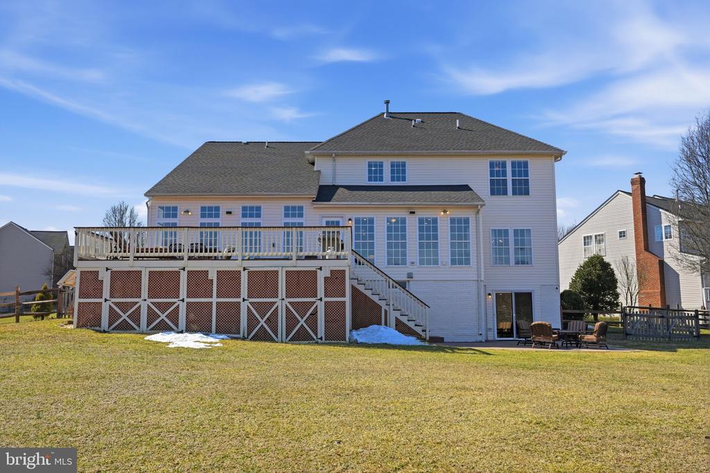 23619 WHITE PEACH COURT