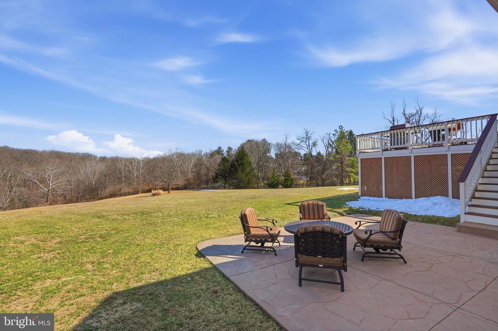 23619 WHITE PEACH COURT