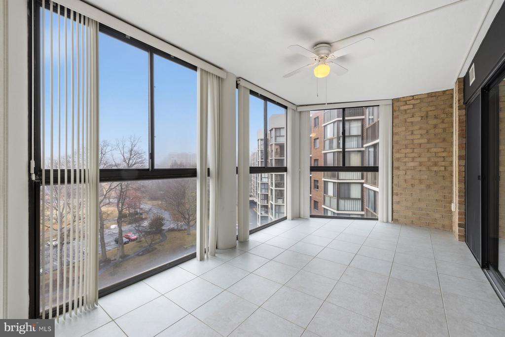 15107 INTERLACHEN DRIVE Unit: 2-801