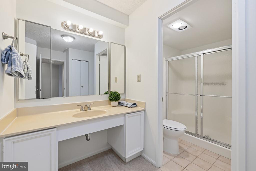 15107 INTERLACHEN DRIVE Unit: 2-801