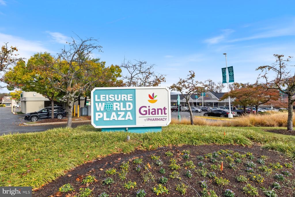 15107 INTERLACHEN DRIVE Unit: 2-801