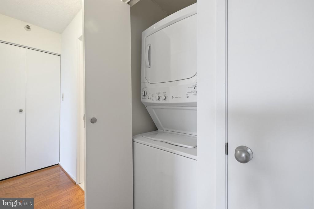 15107 INTERLACHEN DRIVE Unit: 2-801