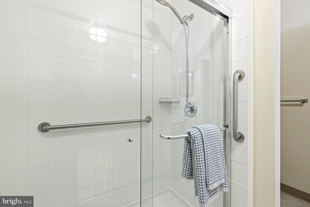 3423 S LEISURE WORLD BOULEVARD Unit: 89-2E