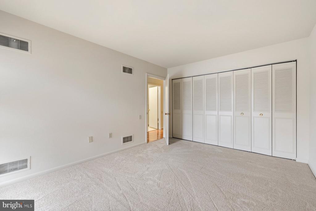 3423 S LEISURE WORLD BOULEVARD Unit: 89-2E