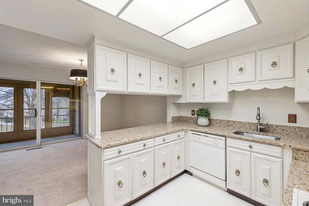 3423 S LEISURE WORLD BOULEVARD Unit: 89-2E