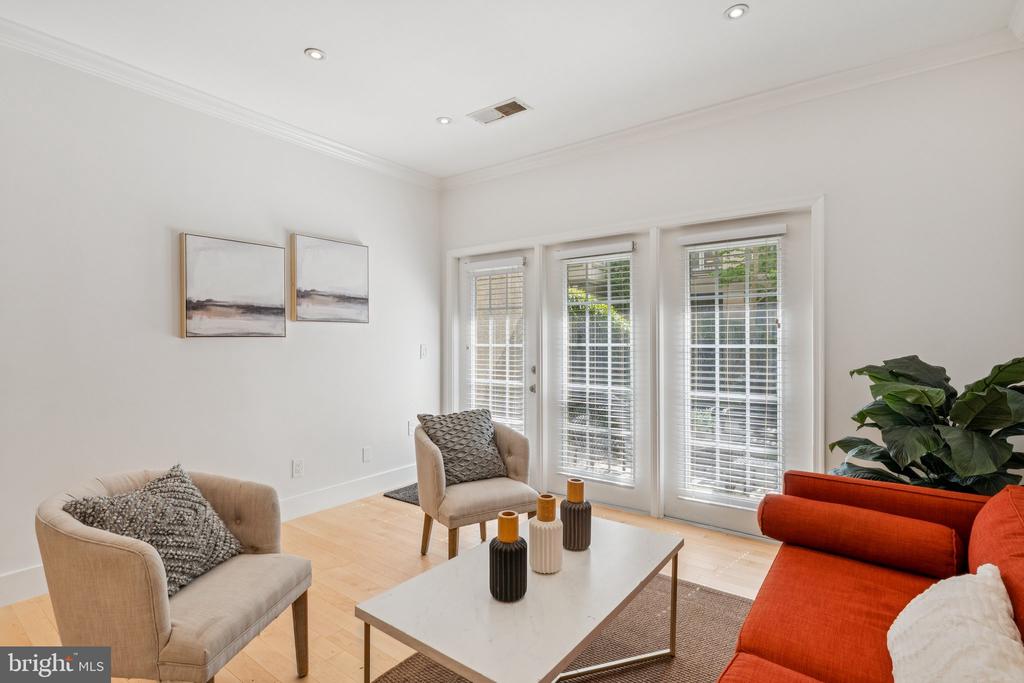 11800 OLD GEORGETOWN Unit: 1120