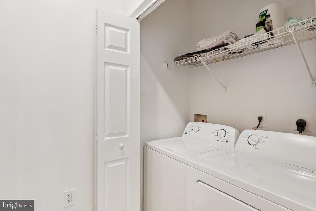 11800 OLD GEORGETOWN Unit: 1120