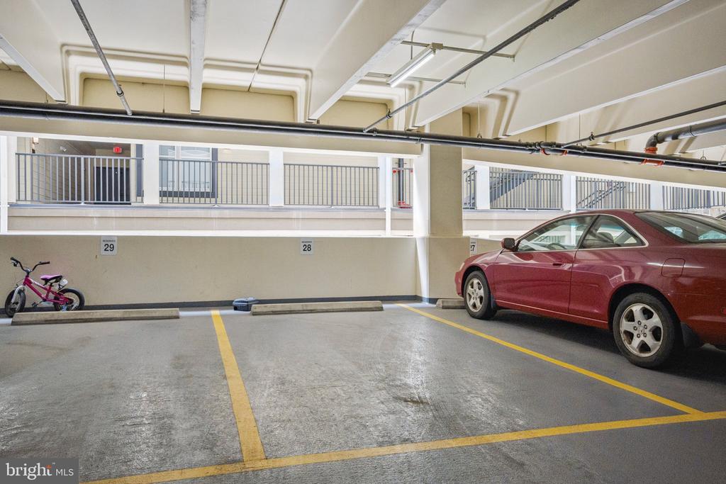 11800 OLD GEORGETOWN Unit: 1120