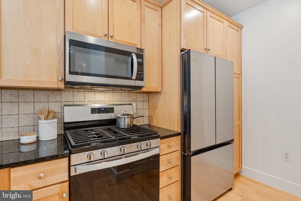 11800 OLD GEORGETOWN Unit: 1120