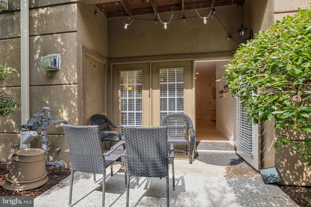 11800 OLD GEORGETOWN Unit: 1120