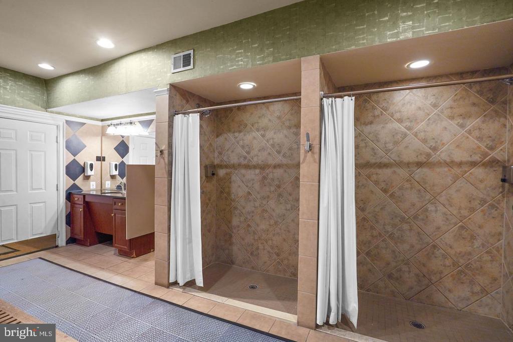 11800 OLD GEORGETOWN Unit: 1120