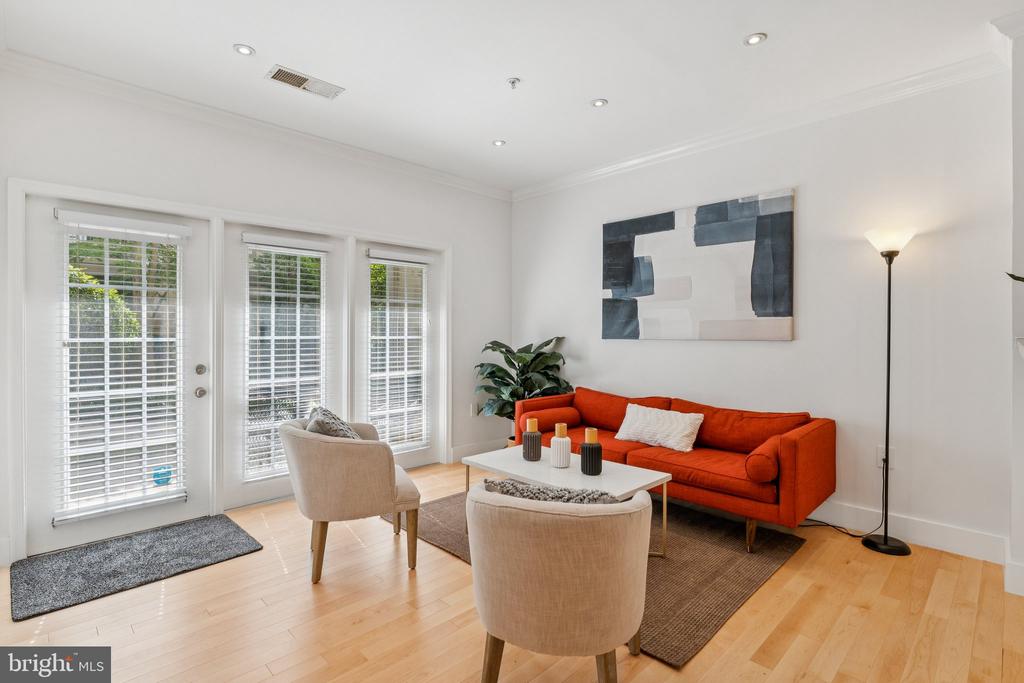11800 OLD GEORGETOWN Unit: 1120