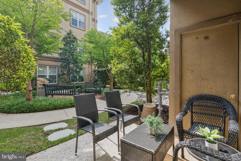 11800 OLD GEORGETOWN Unit: 1120
