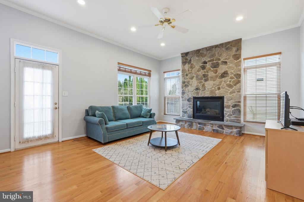 12511 ROYAL CROWN DRIVE