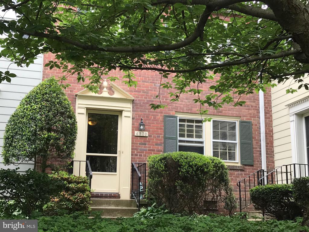4920 BRADLEY BOULEVARD Unit: 237