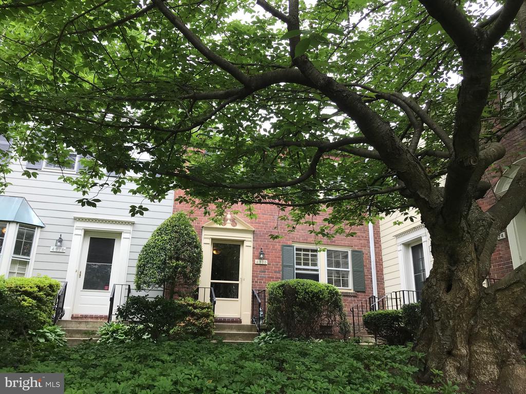4920 BRADLEY BOULEVARD Unit: 237