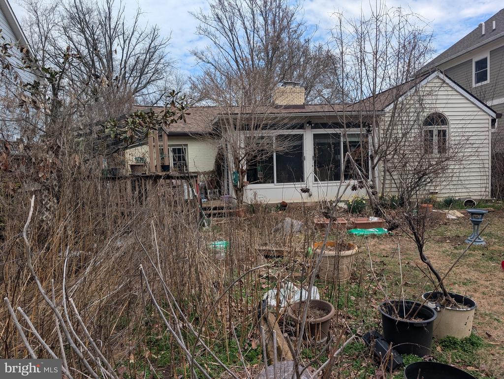 8932 BRADMOOR DRIVE