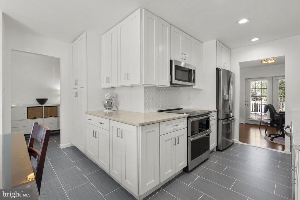 8505 CALYPSO LANE