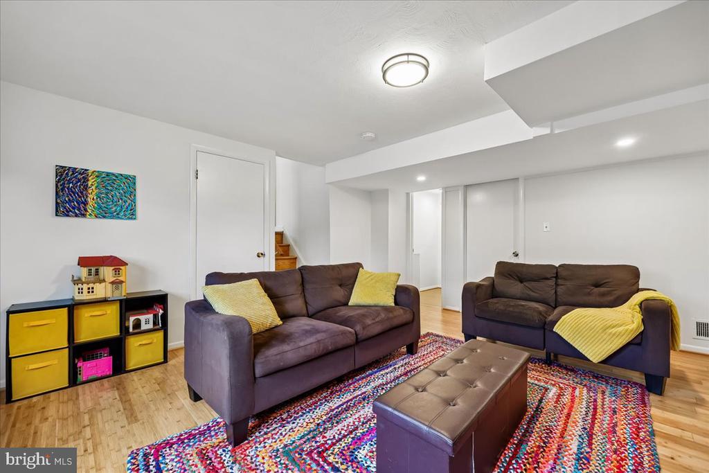 13413 ORIENTAL COURT