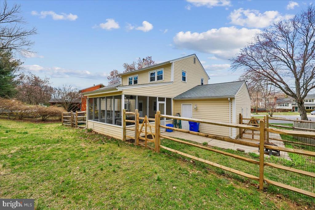 13413 ORIENTAL COURT