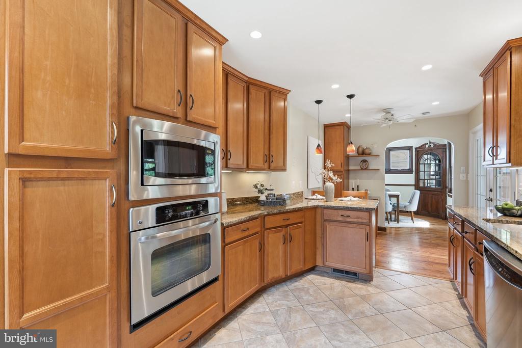 9504 RILEY ROAD