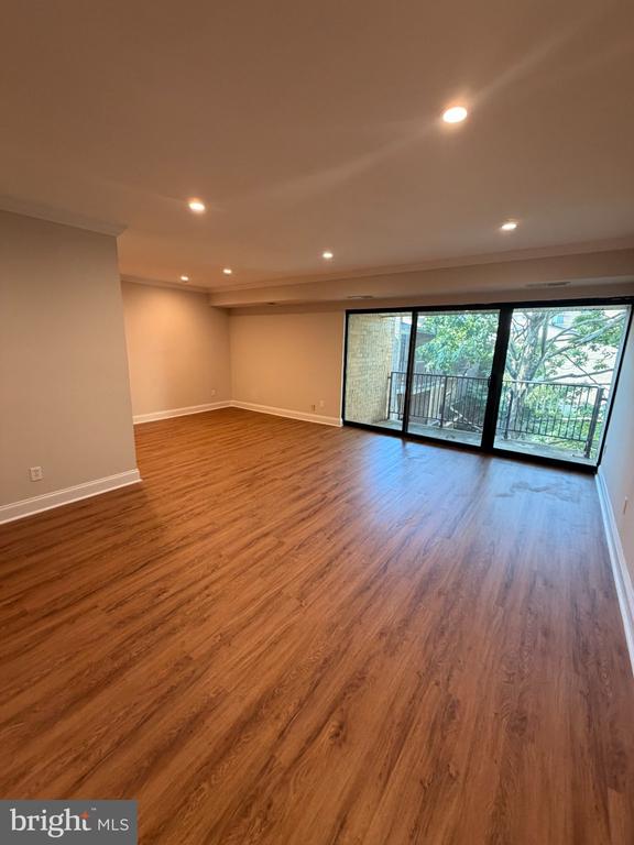 6 MONROE STREET Unit: 6-301