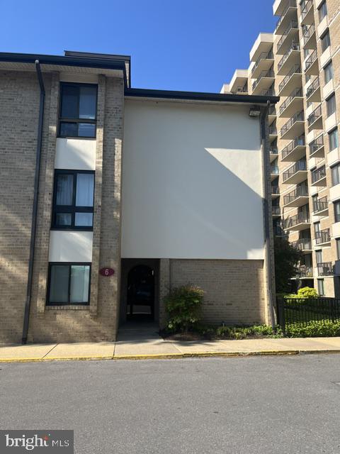 6 MONROE STREET Unit: 6-301