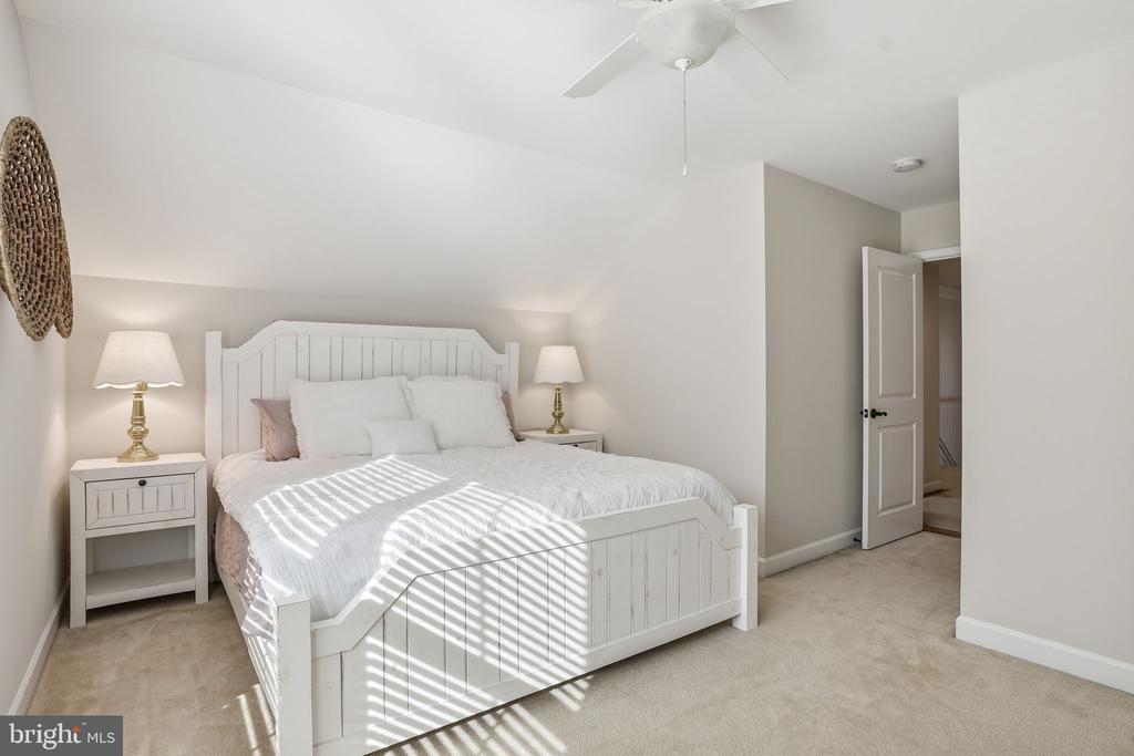15213 EDEN ROCK COURT