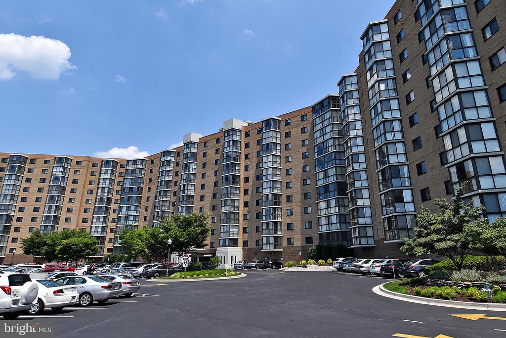 3330 N LEISURE WORLD BOULEVARD Unit: 5-1015