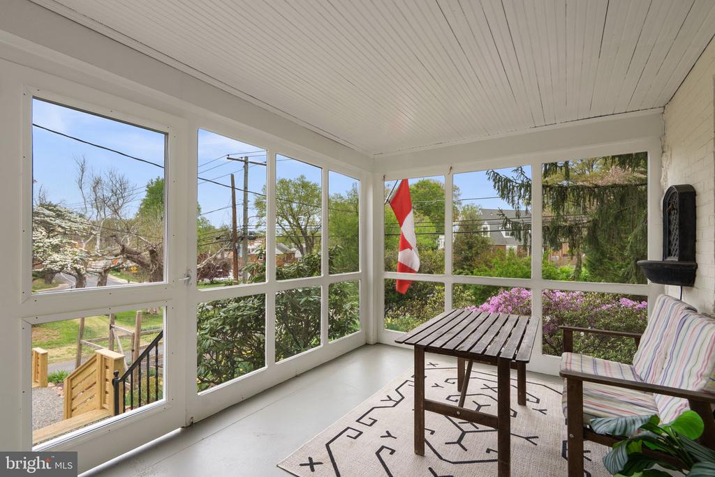 314 DALE DRIVE