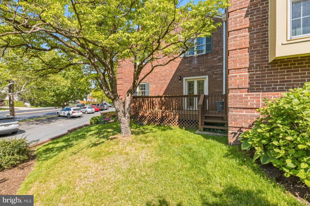 4904 BRADLEY BOULEVARD Unit: 229