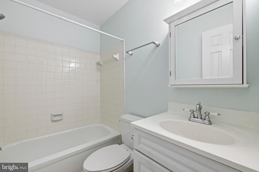 4904 BRADLEY BOULEVARD Unit: 229