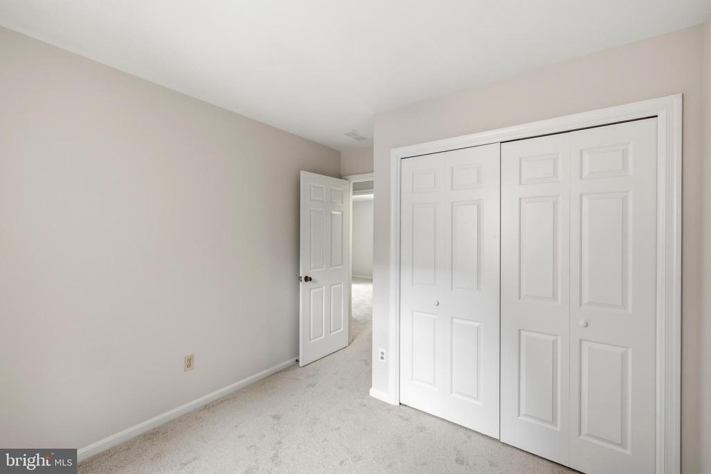 4904 BRADLEY BOULEVARD Unit: 229