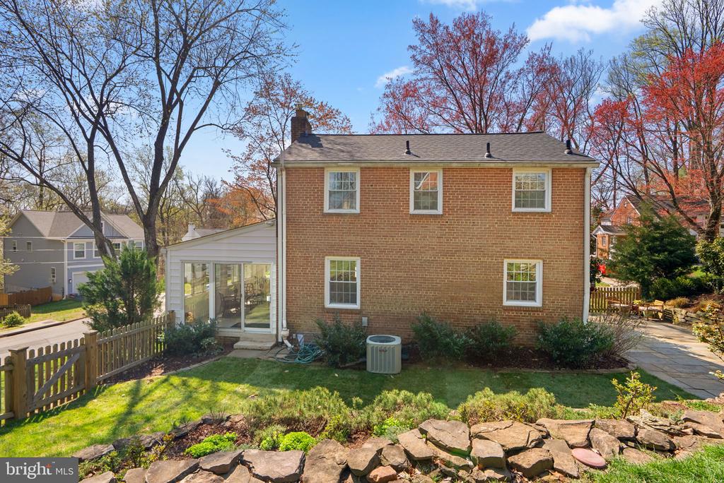 130 EASTMOOR DRIVE
