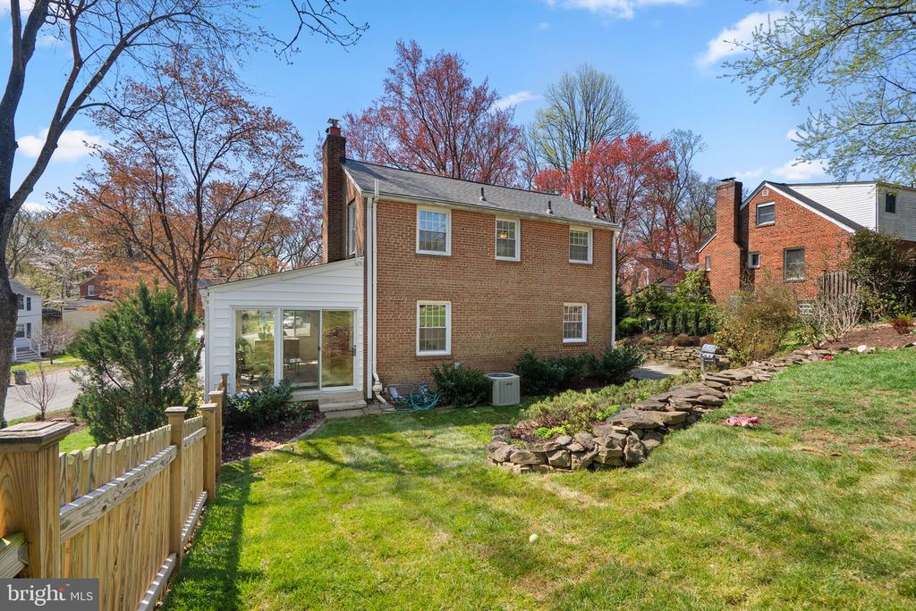 130 EASTMOOR DRIVE