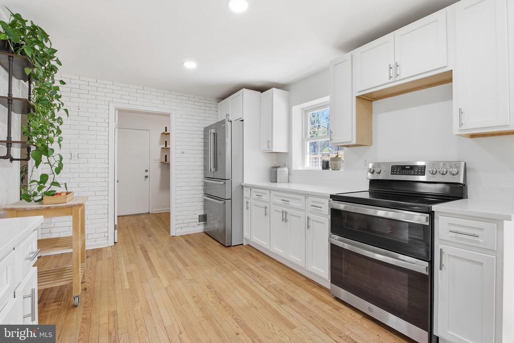 15101 REDGATE DRIVE