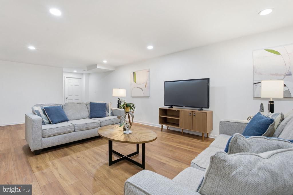 15101 REDGATE DRIVE
