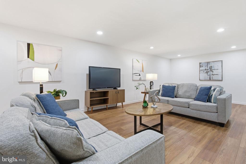 15101 REDGATE DRIVE