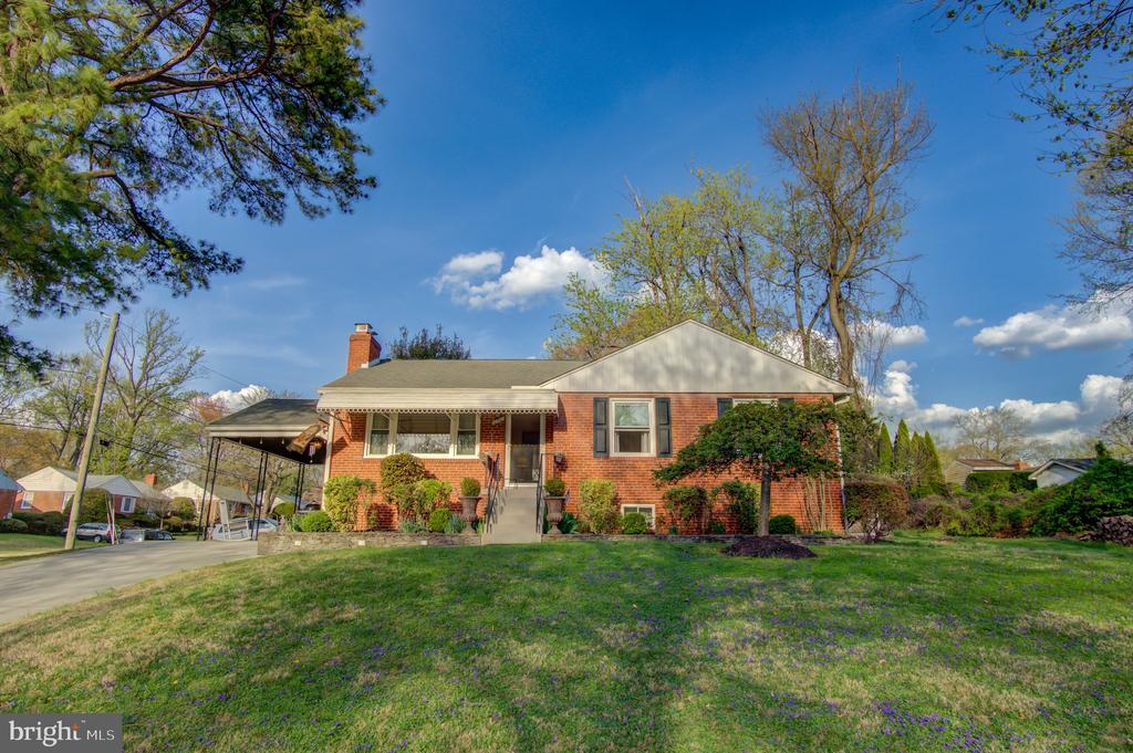 10501 GLENHAVEN DRIVE