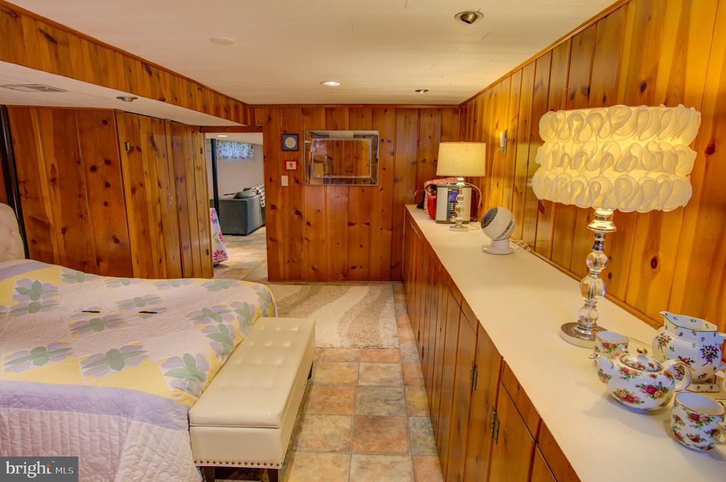 10501 GLENHAVEN DRIVE