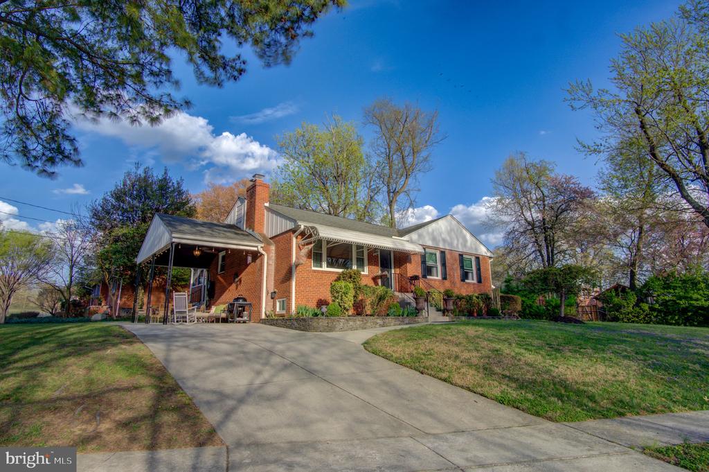 10501 GLENHAVEN DRIVE